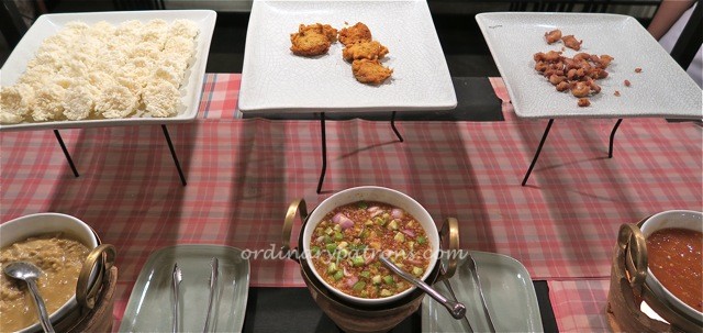 Saffron Buffet Banyan Tree02