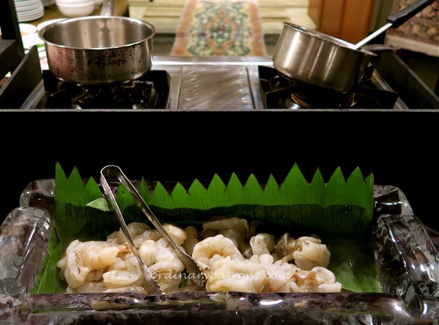 Saffron Buffet Banyan Tree04