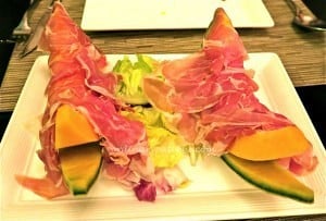 proscuitto ham with melon