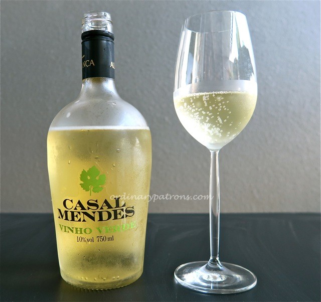 Casal Mendes white wine and curry2