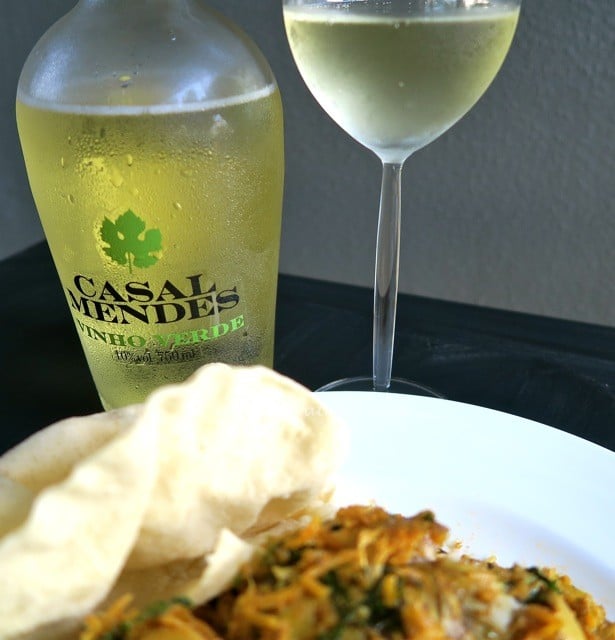 Casal Mendes white wine and curry4