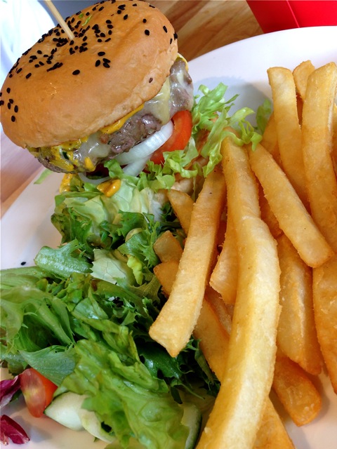 Lots Gourmet a cafe in Changi09