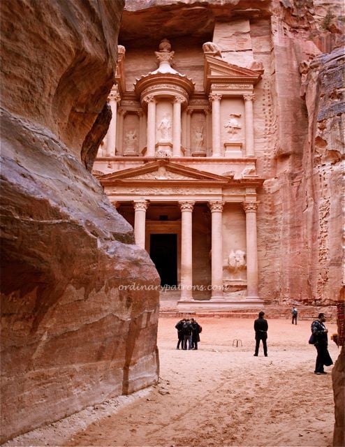 petra Lady M Cafe @ Orchard Central1