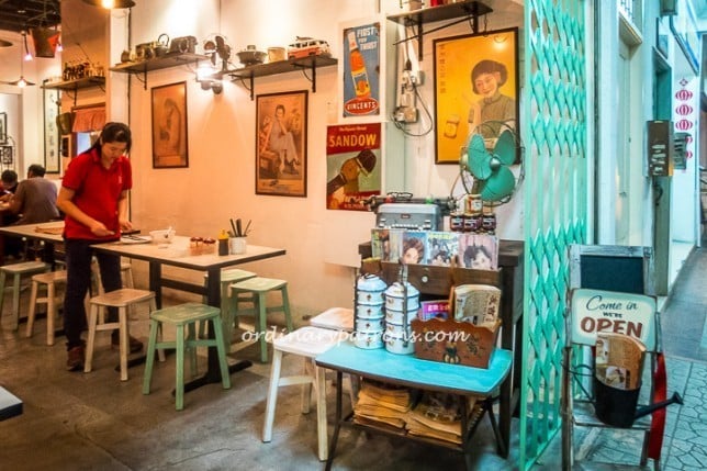 Jew Kit Restaurant ASIAN • CHINESE • HAINANESE