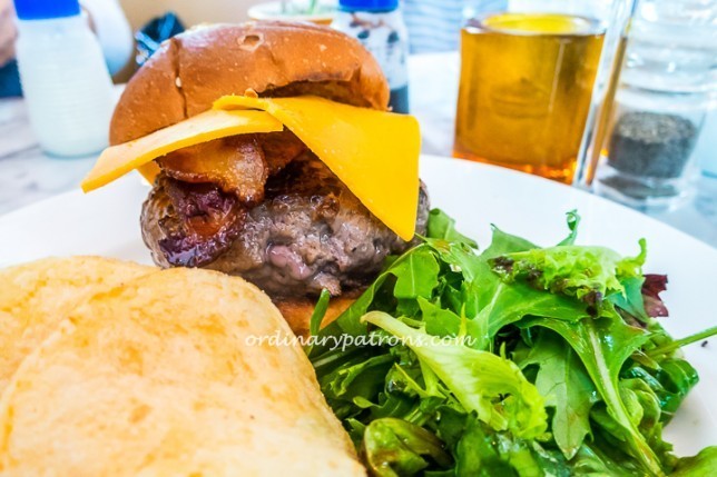 Burger at Prive Asian Civilisation Museum