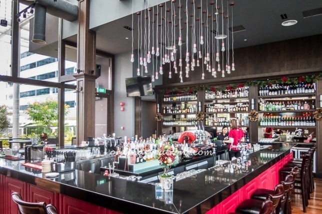 Dallas Restaurant & Bar at Suntec Sky Garden