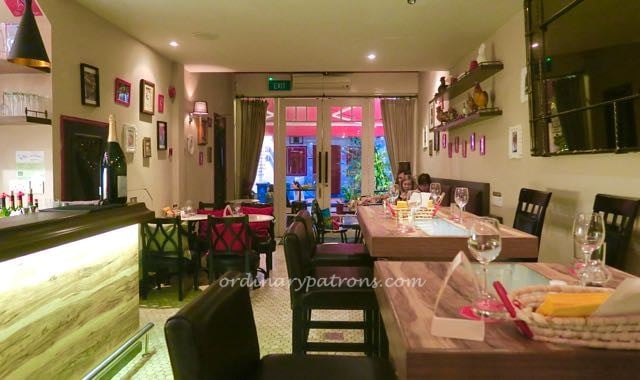 L’Entrecôte Duxton Singapore - 1