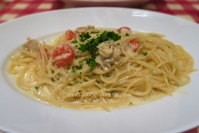 Ochanomizu Guitar Street - 12