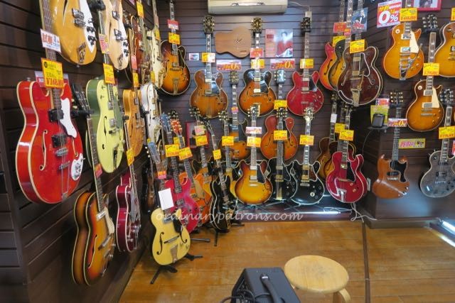 Ochanomizu Guitar Street - 5