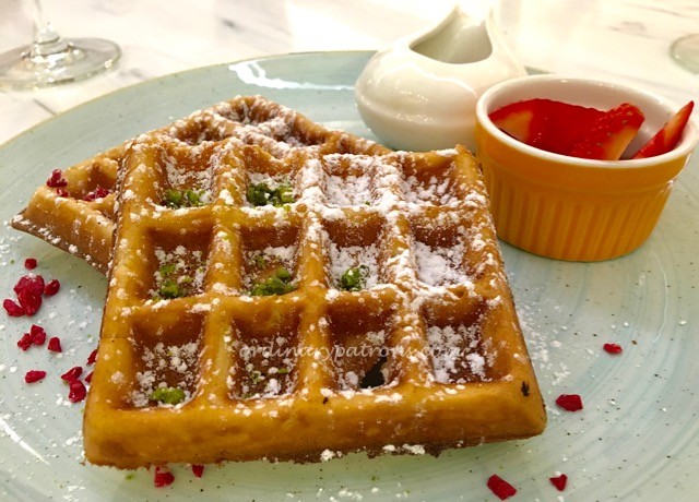 Mon Bijou Cafe Crab Cake, French Toast, Breakfast - 7