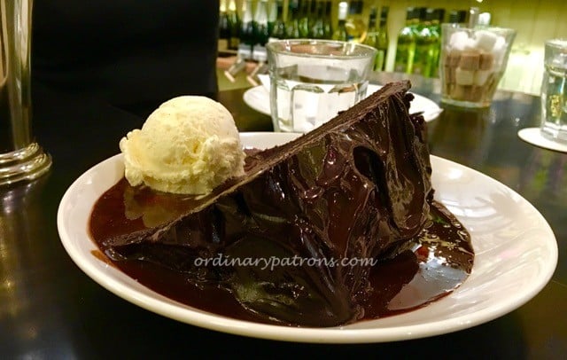 PS Cafe Paragon 2016 - 17