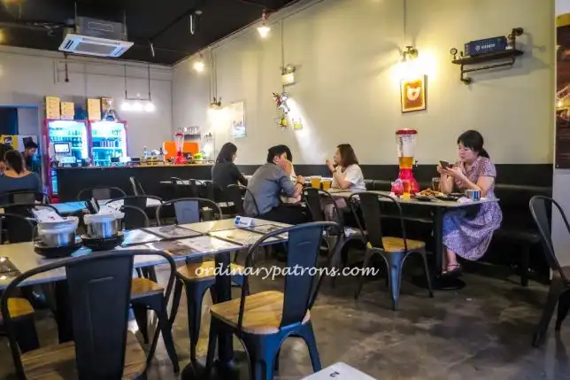 Oven & Fried Chicken (오꾸닭 & 쌀통닭) Tanjong Katong