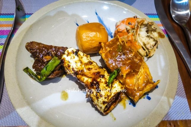 Buffet at Food Capital Grand Copthorne Crabs