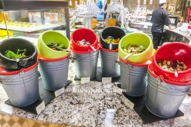 Food Capital Buffet Salad