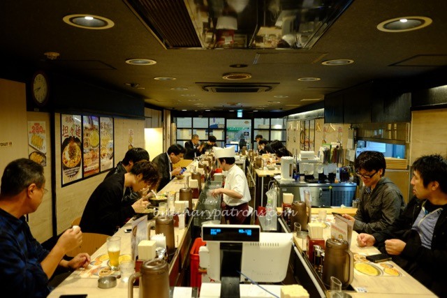 eating-in-tokyo-shinbashi-ramen-3