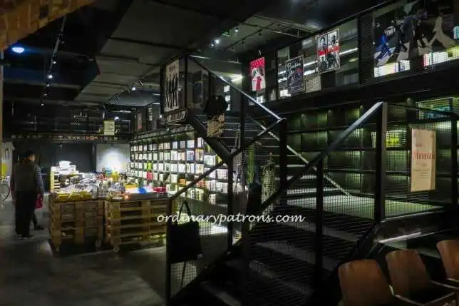 Modern Sky Lab Cafe Kunming