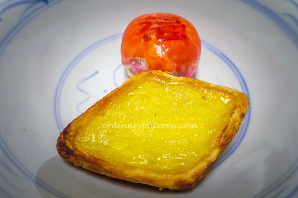 Tong Heng Coconut Egg Tart