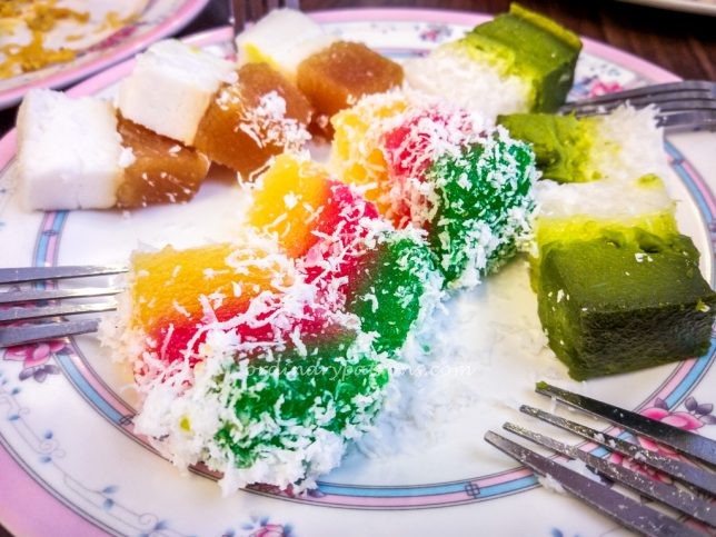 Hjh Maimunah traditional Malay kuihs