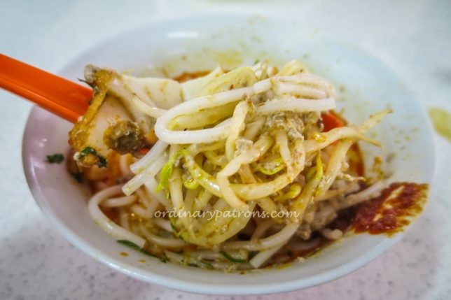 Cheap and good Sungei Road Laksa at Jalan Berseh