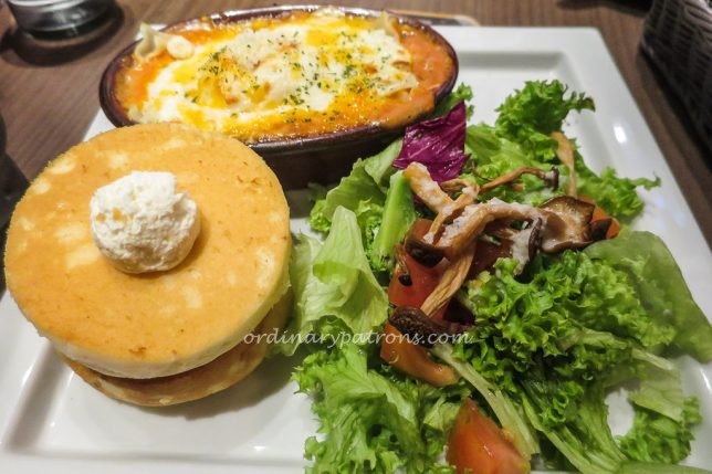 Hoshino Coffee Lasagna and Pancakes