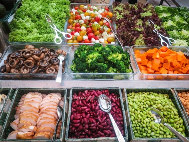 Buffet at Ritz Carlton Colony