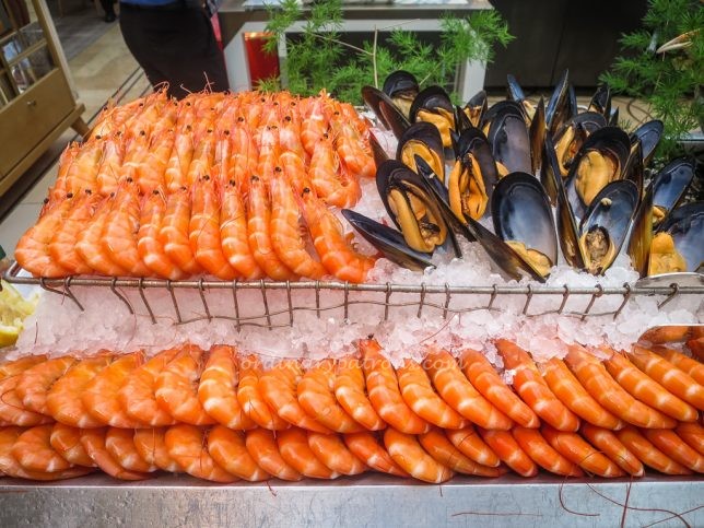 Seafood - Buffet at Colony