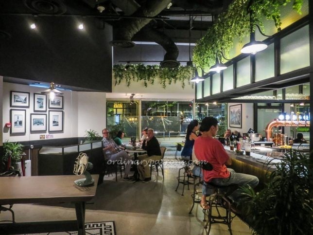 The Stamford Brasserie Bar in Raffles City