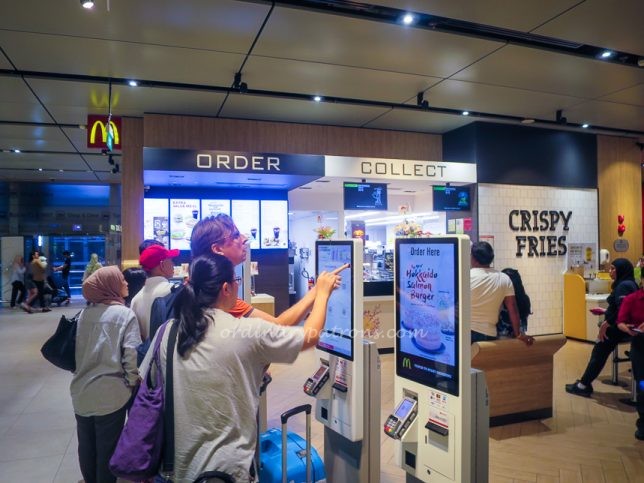 Changi Airport Terminal 4 McDonald's
