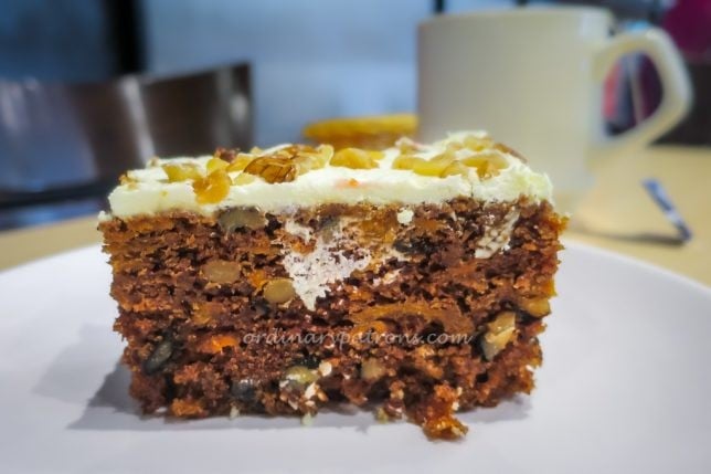 The Royals Cafe Carrot Cake Siam