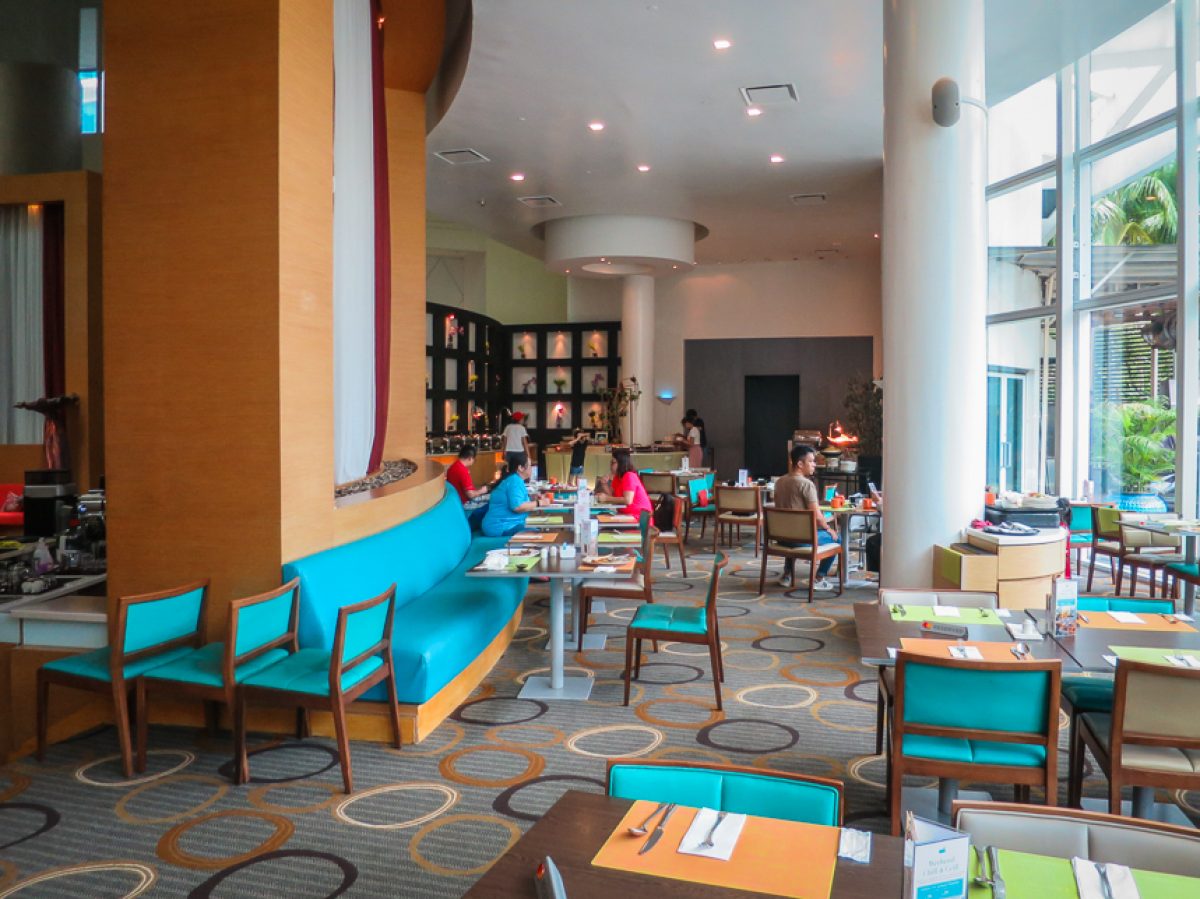 Saltwater Cafe In Changi Village Hotel The Ordinary Patrons