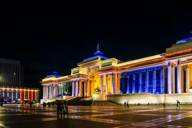 Ulaanbaatar - Sükhbaatar Square