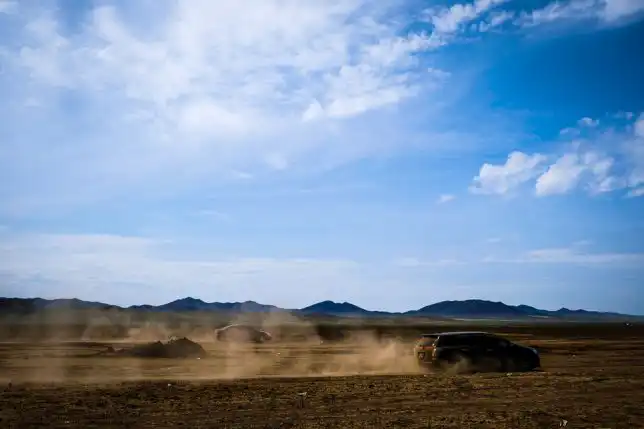 trip to Karakorum - off road experience