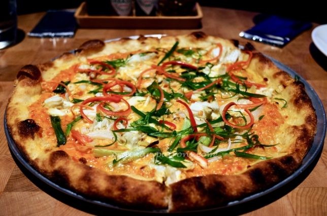 Blue Label Pizza & Wine Mandarin Gallery