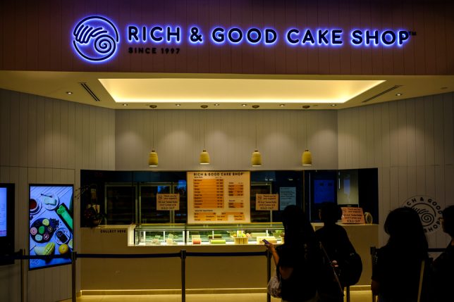 Rich & Good Cake Shop in Jewel Changi Airport.