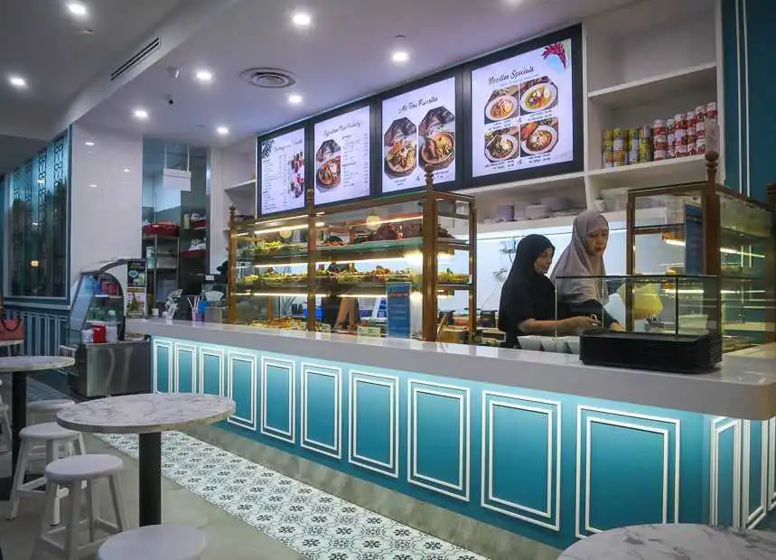 Red Ginger PLQ Mall