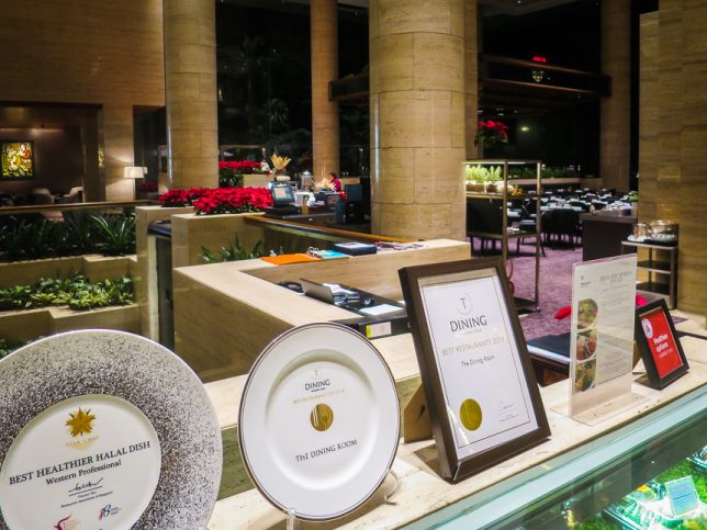 Buffet at The Dining Room - Sheraton Towers