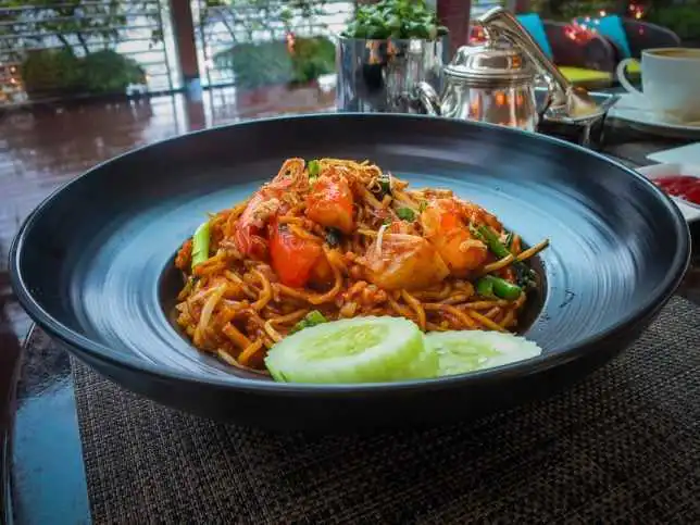 Mee Goreng at Landing Point Fullerton Bay Hotel
