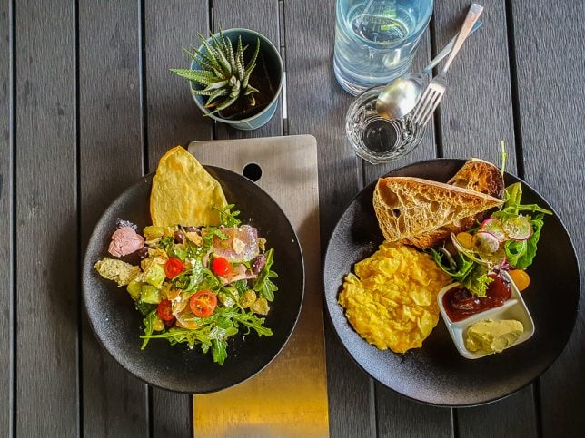 Jimmy Monkey Cafรฉ