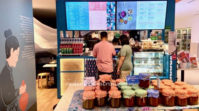 TingKat PeraMakan Thomson Plaza - Affordable Peranakan Food
