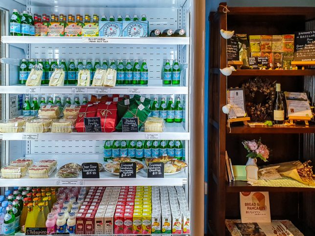 Beverages & Sandwiches at Kamome Bakery 