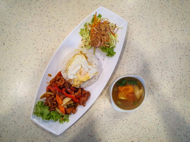 Muen Wang Thai Kitchen Set Meal