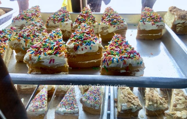 Love Confectionery Alexandra Village,Singapore - old school cakes