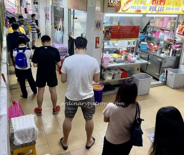 Outram Park Fried Kway Teow, Tai Wah Pork Noodle,   Ah Heng Curry Chicken Bee Hoon Mee, Singapore Michelin Guide Food at Hong Lim Food Centre