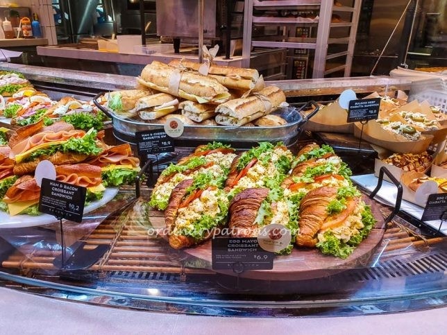 Paris Baguette Bakery Café in Paya Lebar Quarter 