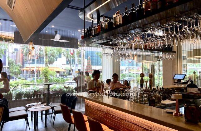 new Binary Restaurant at Palais Renaissance Singapore review