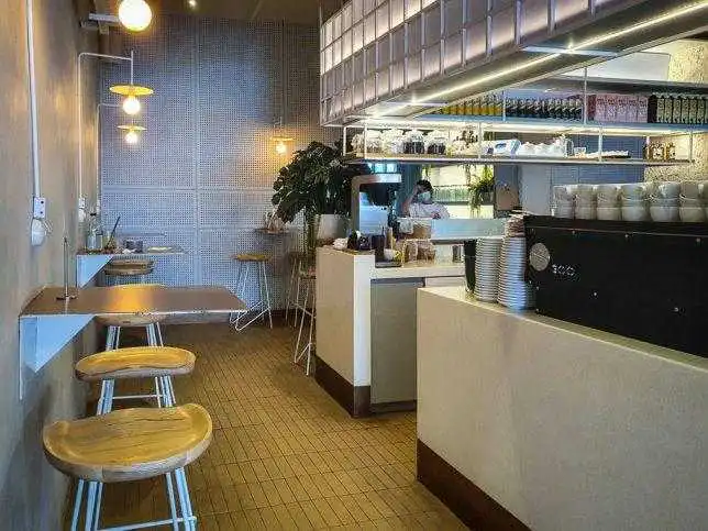 Apollo cafe