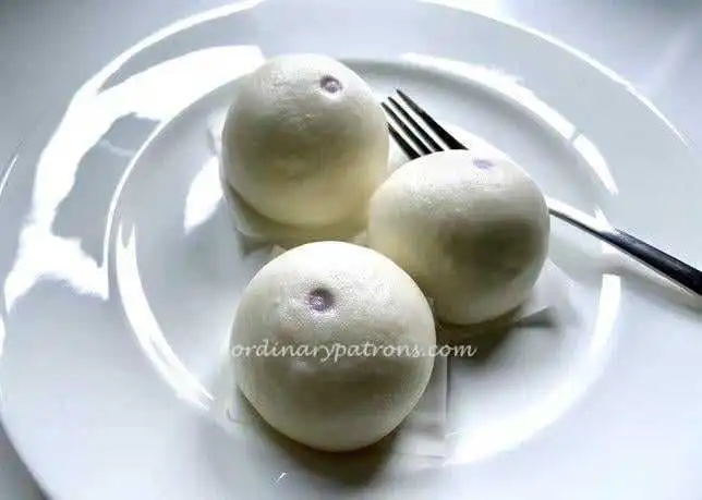 Crystal Jade Frozen Red Bean Bun Review