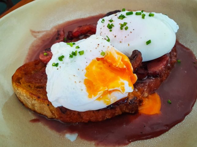 Eggs in Meurette at Supernova cafe
