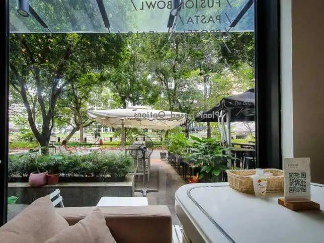 Botany Cafe by Singapore River