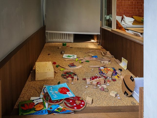 Plain Vanilla Children's Playpen